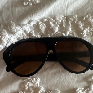 Past Midnight the Icon Black Sunglasses worn 1x